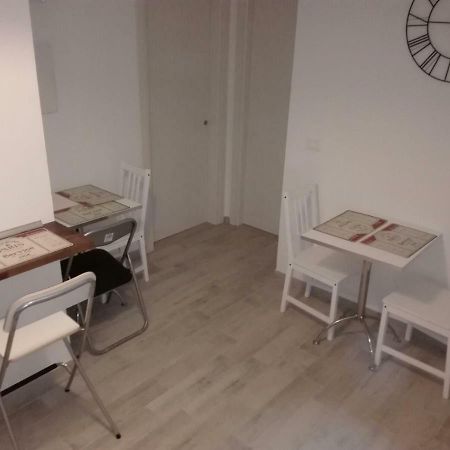 R&B via Barozzi 6 Hotel Bologna Kültér fotó